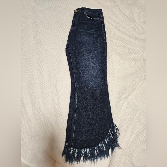 FRAME Jeans - Picture 6 of 14